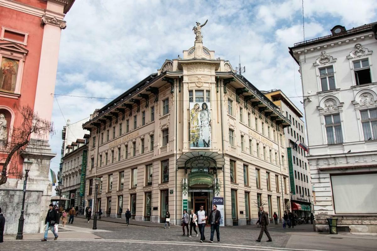 Ella'S River Apartment Ljubljana Exterior photo